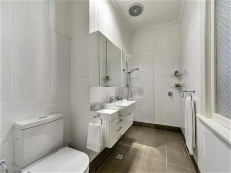 55 Fewings Street, Toowong QLD 4066