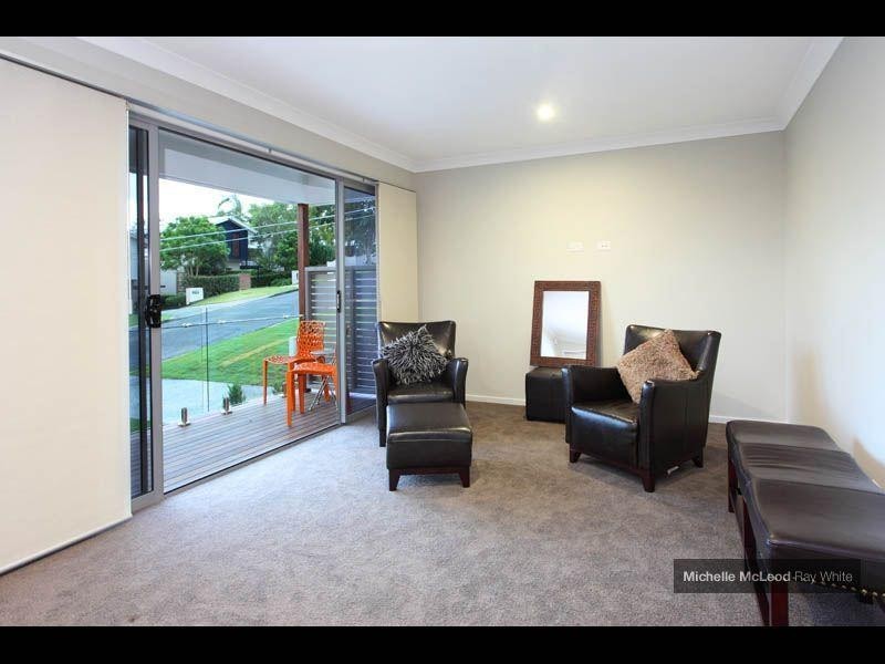 46 Chapman Street, Chapel Hill QLD 4069
