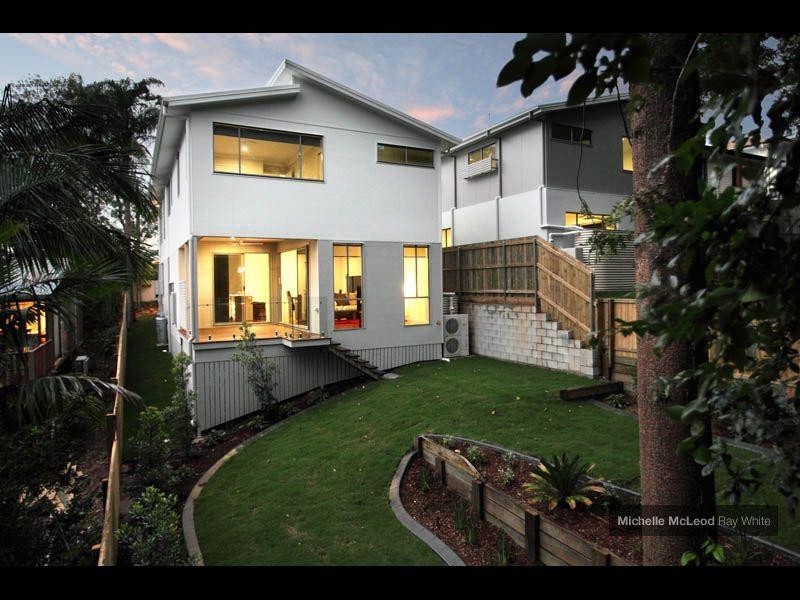 46 Chapman Street, Chapel Hill QLD 4069