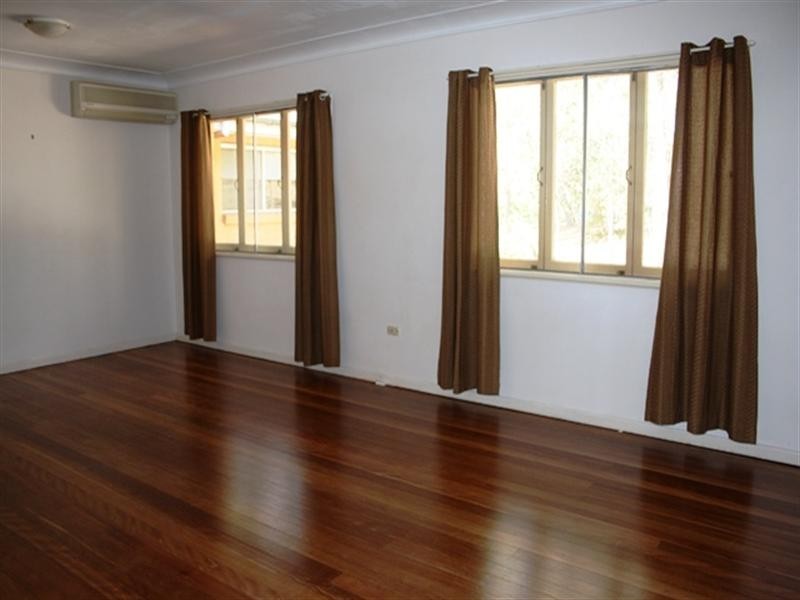 5 Norman Street, Fig Tree Pocket QLD 4069