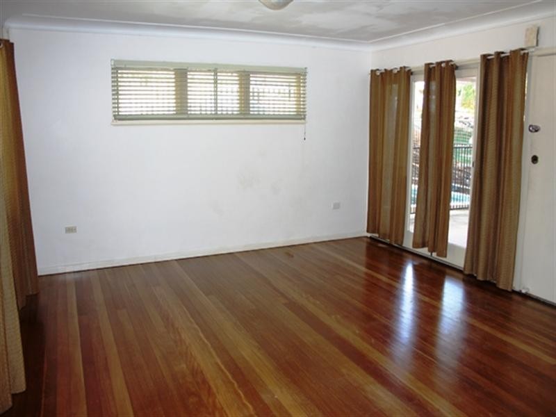 5 Norman Street, Fig Tree Pocket QLD 4069