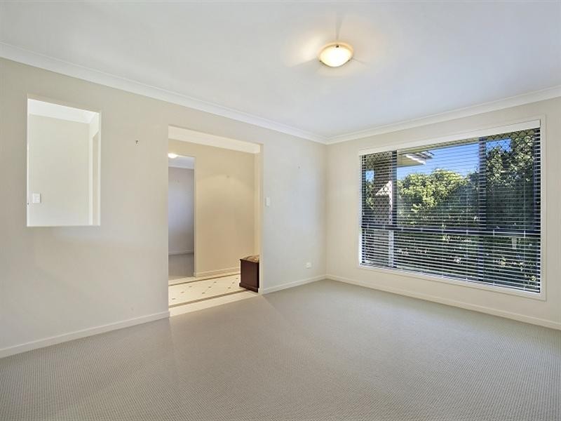 12 Arthur Terrace, Moggill QLD 4070