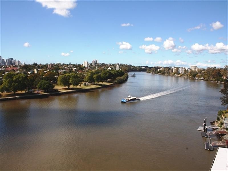 19/2 Sandford Street, St Lucia QLD 4067