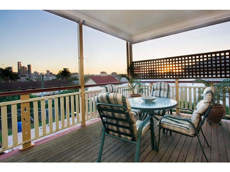 15 Small Street, Newstead QLD 4006