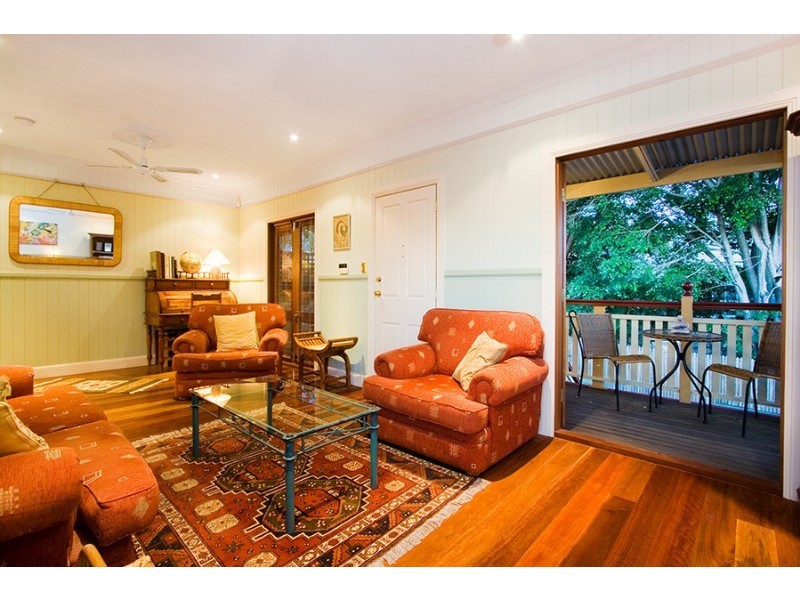 15 Small Street, Newstead QLD 4006