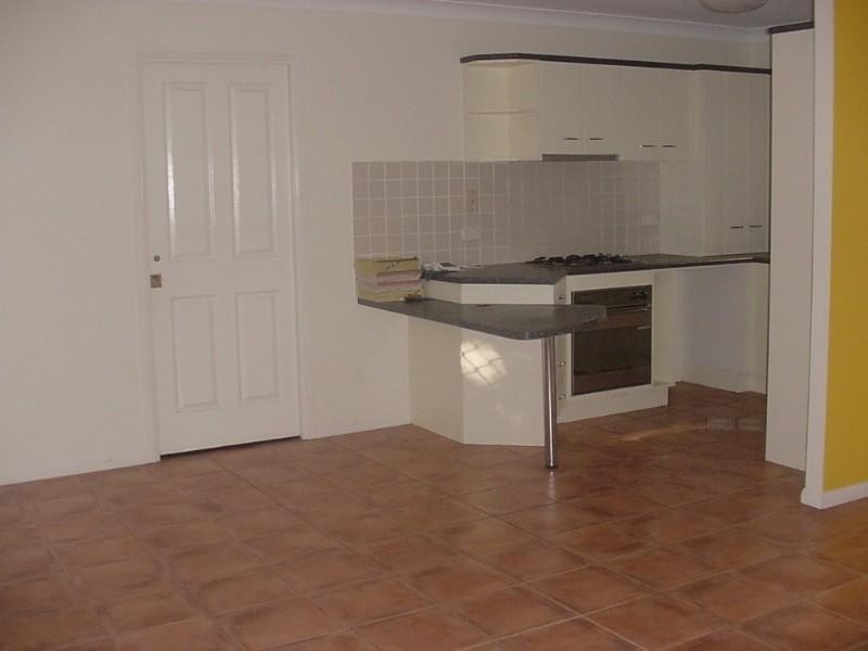 4/47 Warren Street, St Lucia QLD 4067