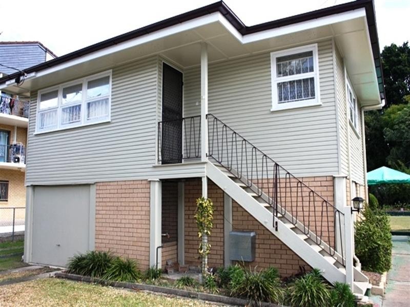 15 St Osyth Street, Toowong QLD 4066