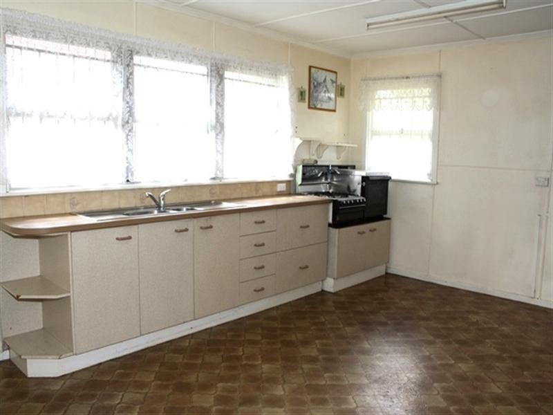 15 St Osyth Street, Toowong QLD 4066