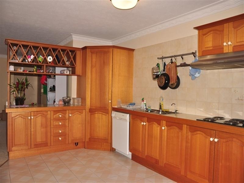 3/12 Earle Street, Toowong QLD 4066