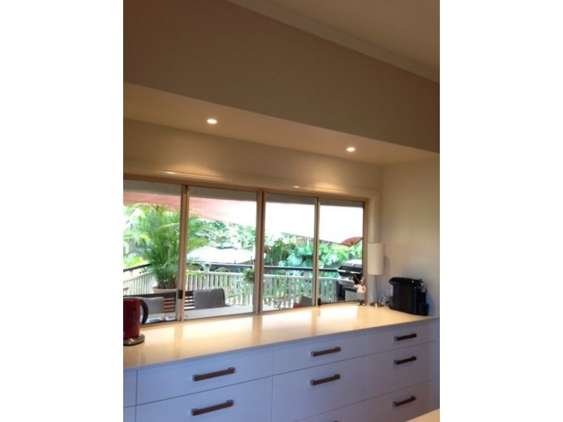 9A Burns Street, Indooroopilly QLD 4068