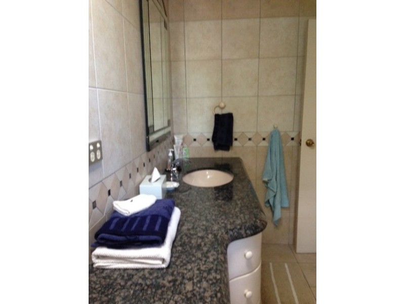 9A Burns Street, Indooroopilly QLD 4068