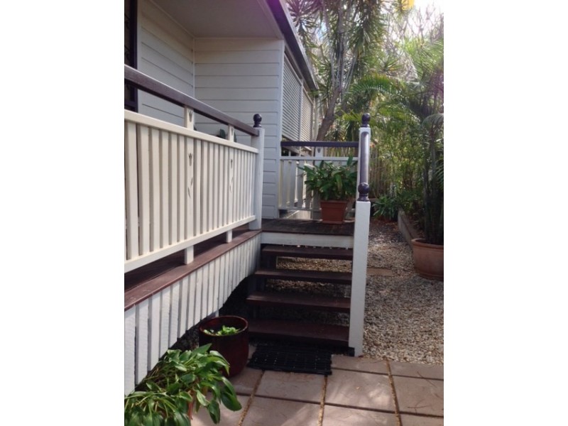 9A Burns Street, Indooroopilly QLD 4068