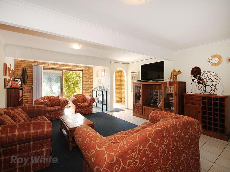 12 Jamner Street, Chapel Hill QLD 4069