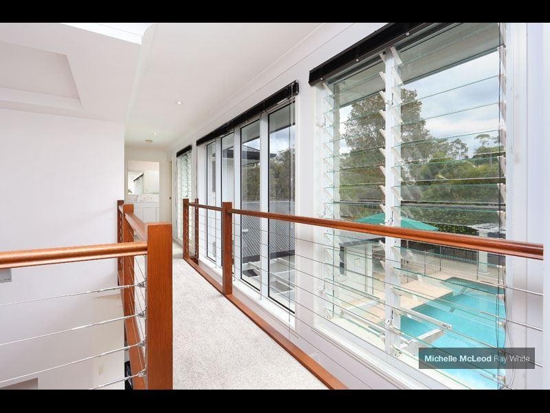 4 Gayna Street, Kenmore QLD 4069