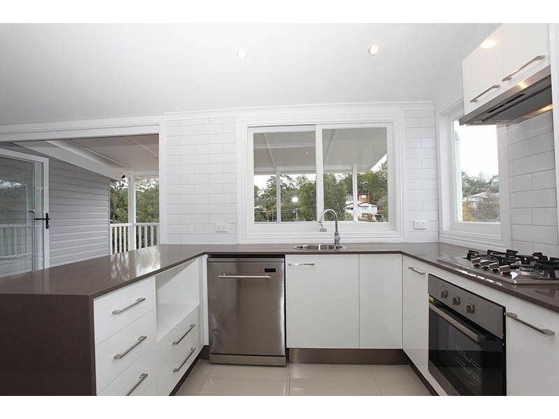 136 Boundary Road, Bardon QLD 4065