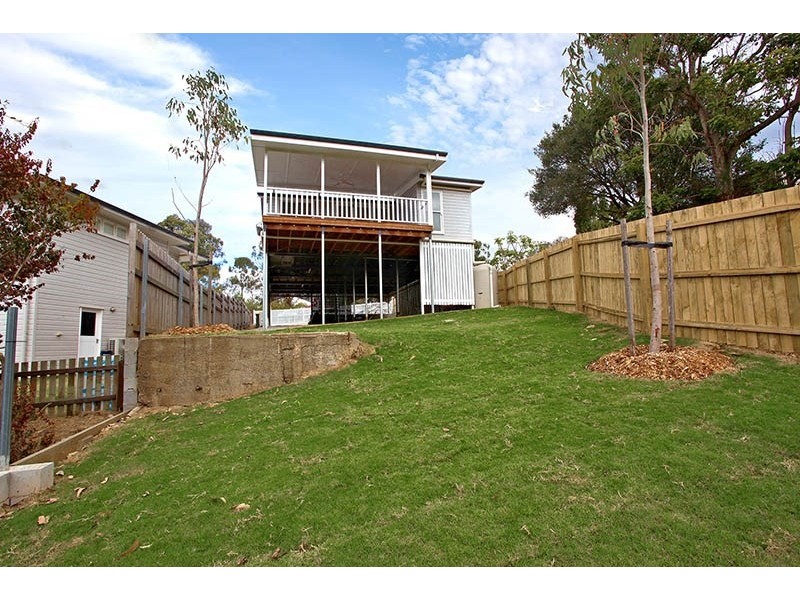 136 Boundary Road, Bardon QLD 4065