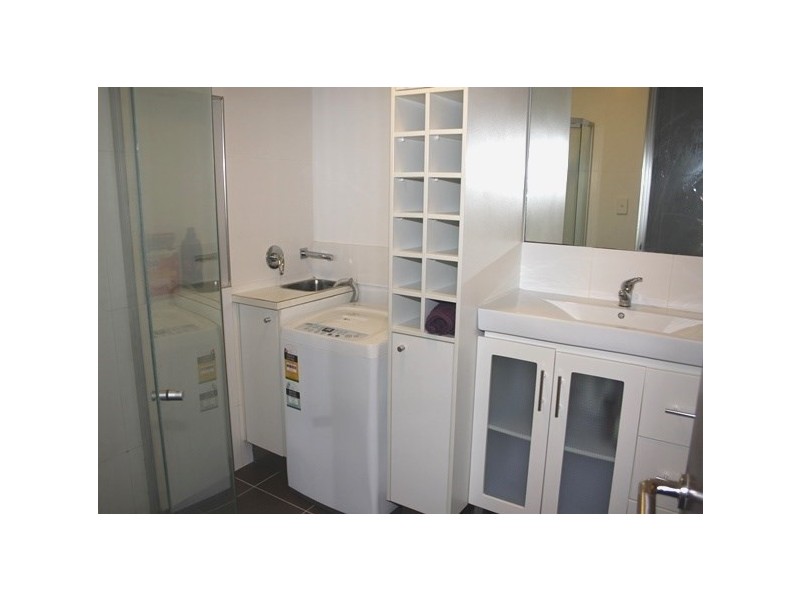 1/26 Brisbane Street, Toowong QLD 4066