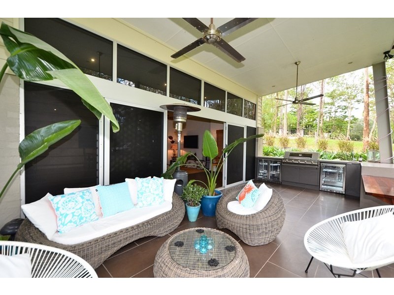 206 Sugars Road, Anstead QLD 4070