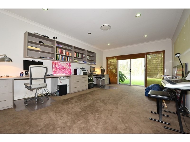 206 Sugars Road, Anstead QLD 4070