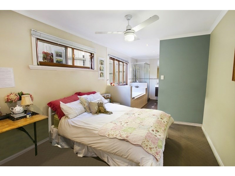 405 Moggill Road, Indooroopilly QLD 4068