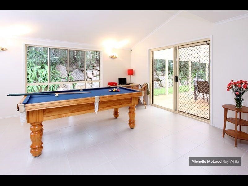 3 Kagoola Close, Chapel Hill QLD 4069