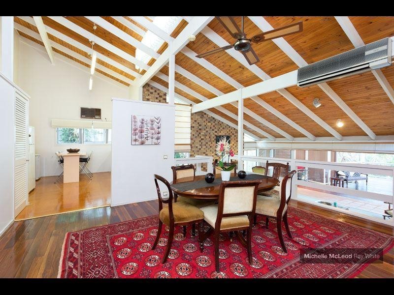 74 Ludlow Street, Chapel Hill QLD 4069
