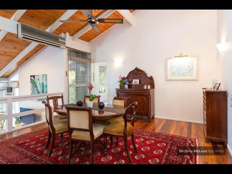 74 Ludlow Street, Chapel Hill QLD 4069