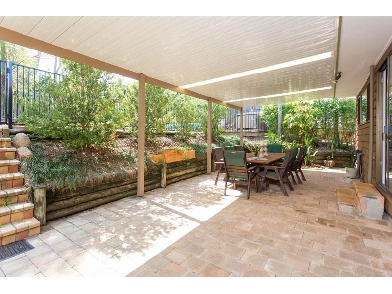 9 Wyndarra Street, Kenmore QLD 4069