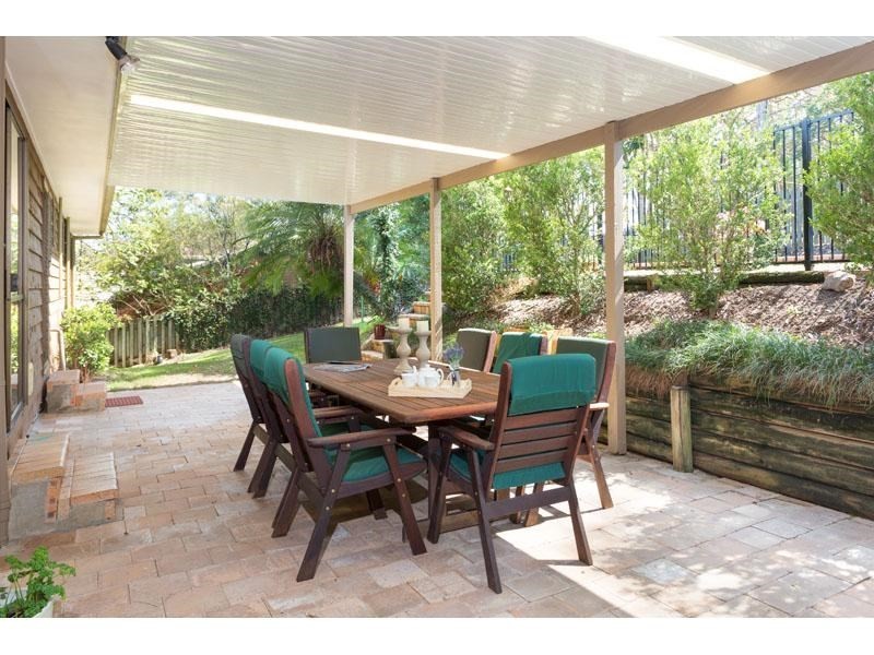 9 Wyndarra Street, Kenmore QLD 4069