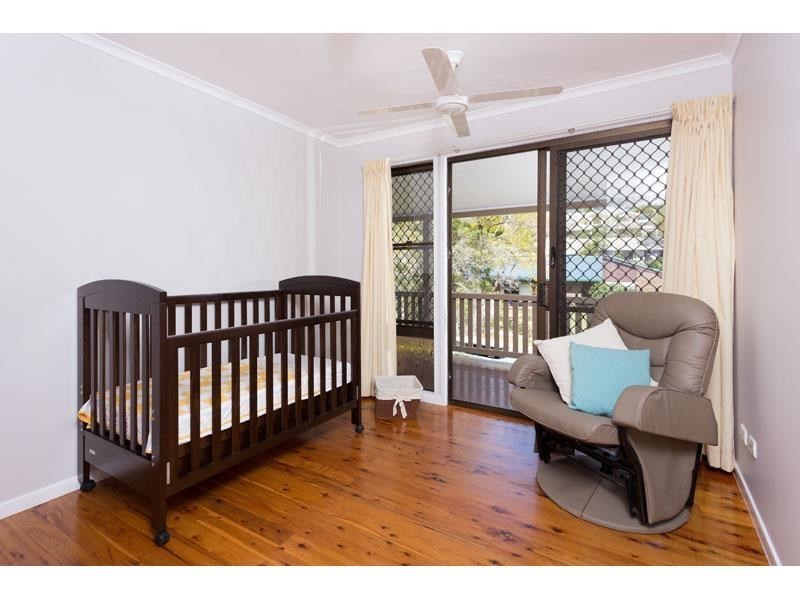 9 Wyndarra Street, Kenmore QLD 4069