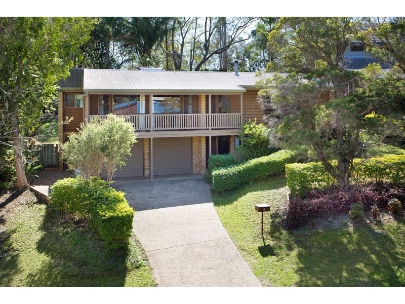 9 Wyndarra Street, Kenmore QLD 4069