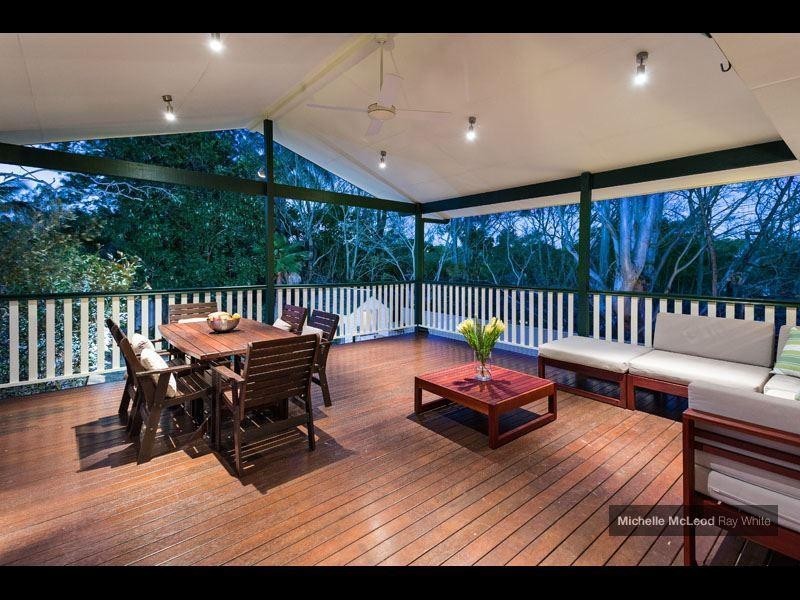 10 Aberfoyle Street, Kenmore QLD 4069