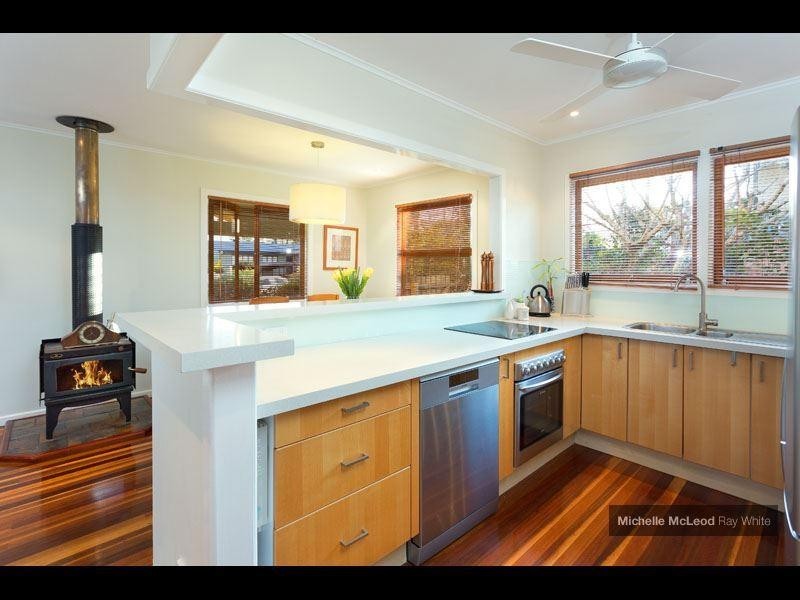 10 Aberfoyle Street, Kenmore QLD 4069