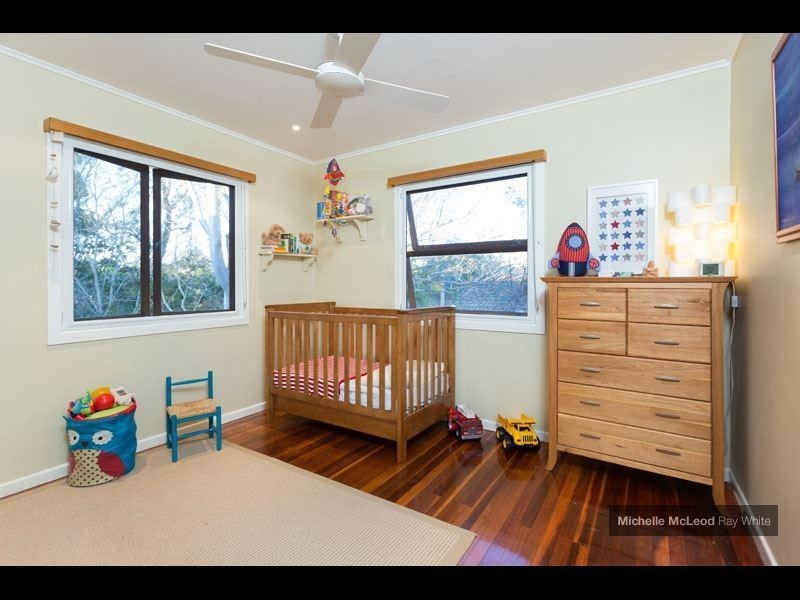 10 Aberfoyle Street, Kenmore QLD 4069
