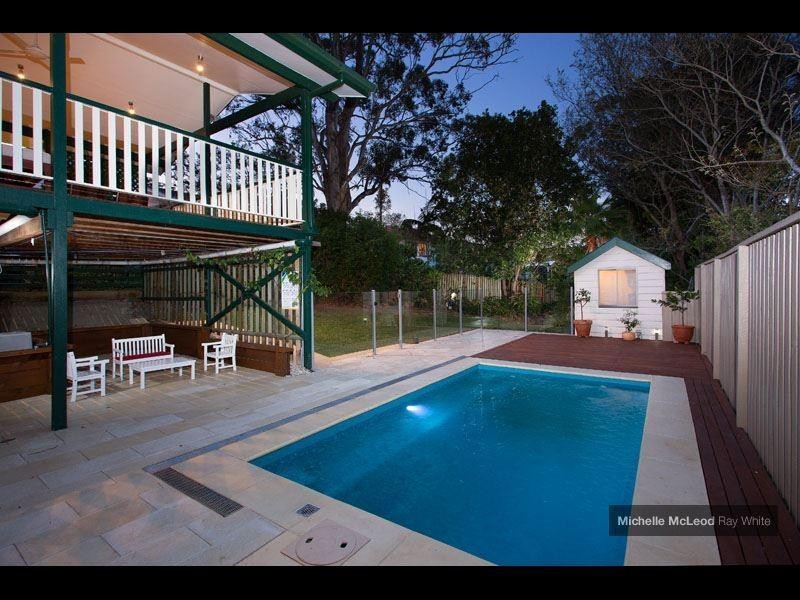 10 Aberfoyle Street, Kenmore QLD 4069