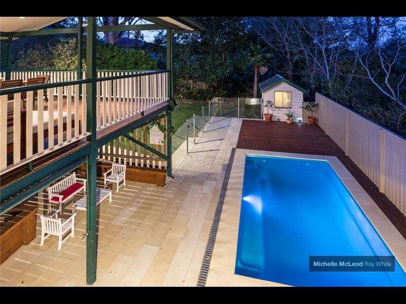 10 Aberfoyle Street, Kenmore QLD 4069