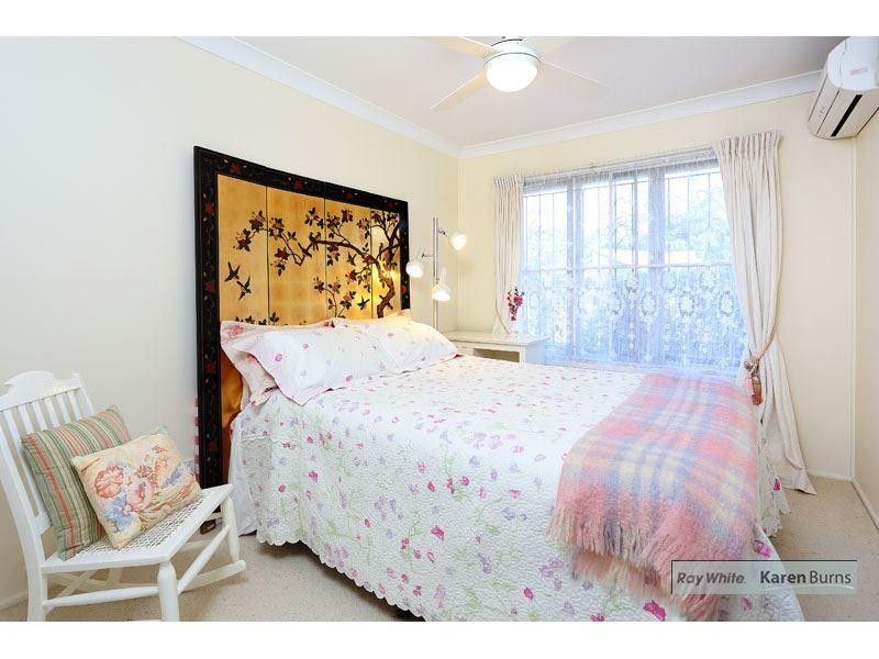 20 Cassandra Street, Chapel Hill QLD 4069