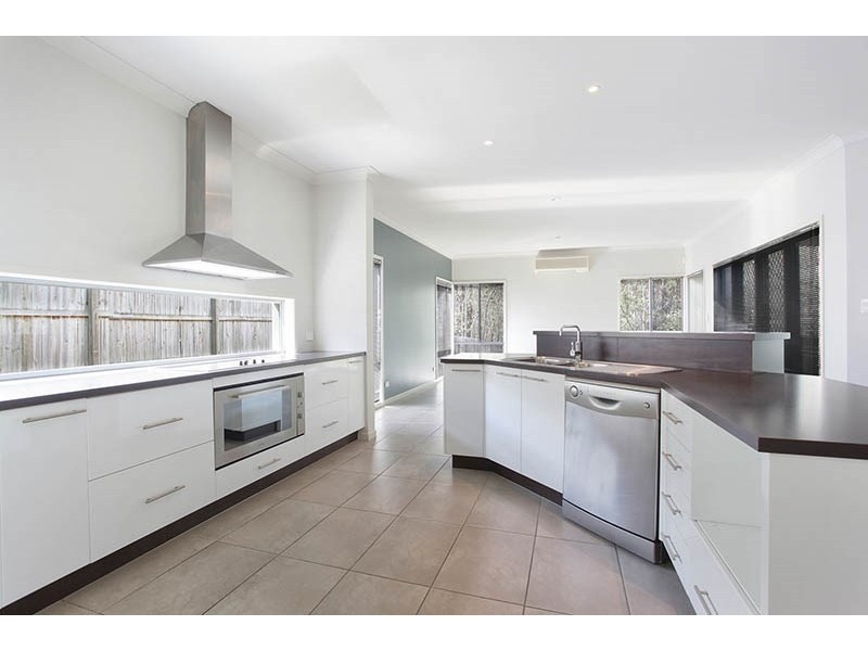 39 Turrbal Street, Bellbowrie QLD 4070