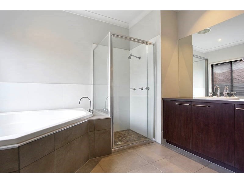 39 Turrbal Street, Bellbowrie QLD 4070