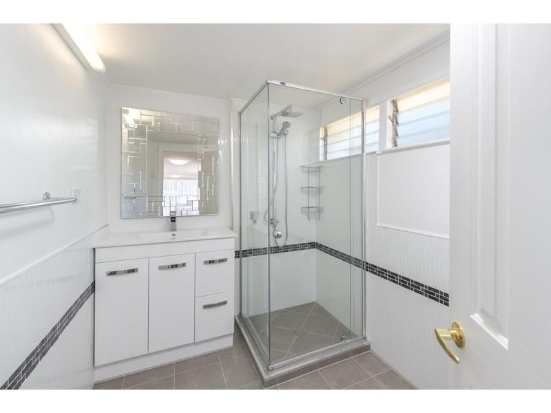 1 Warrawee Street, Toowong QLD 4066