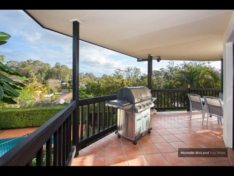 14 Regency Place, Kenmore Hills QLD 4069