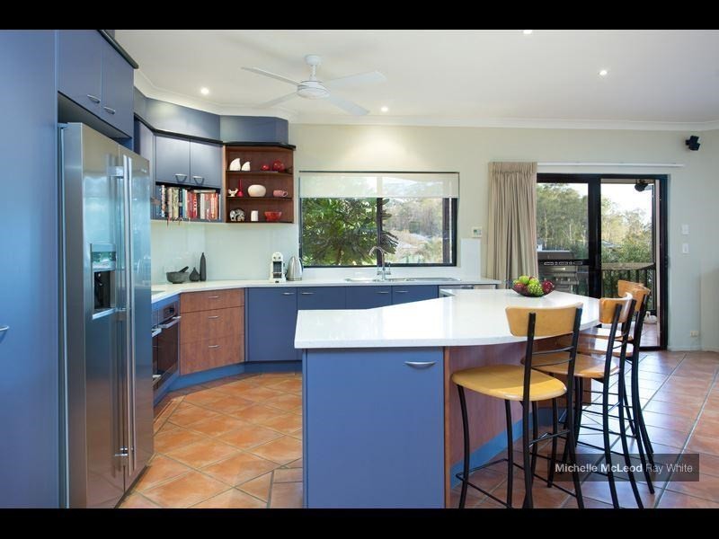 14 Regency Place, Kenmore Hills QLD 4069