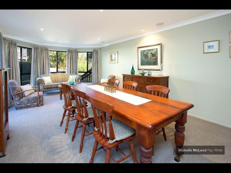 14 Regency Place, Kenmore Hills QLD 4069