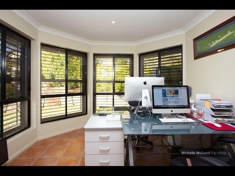 14 Regency Place, Kenmore Hills QLD 4069