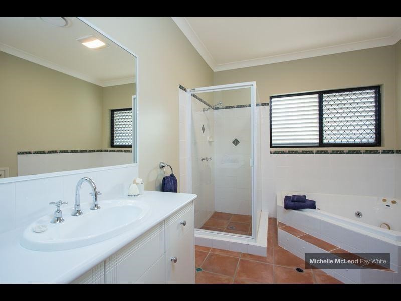 14 Regency Place, Kenmore Hills QLD 4069