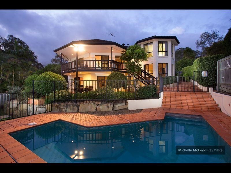 14 Regency Place, Kenmore Hills QLD 4069