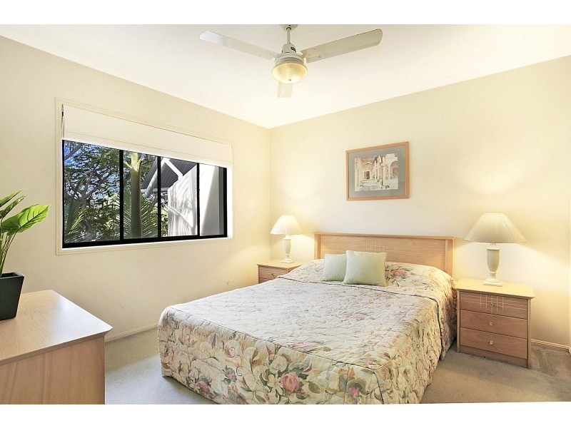 8/14 McIlwraith Street, Auchenflower QLD 4066