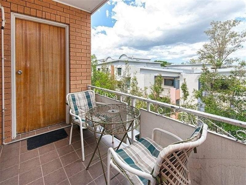 7/16 Booth Street, Toowong QLD 4066