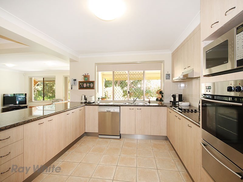 23 Edenbrooke Drive, Sinnamon Park QLD 4073