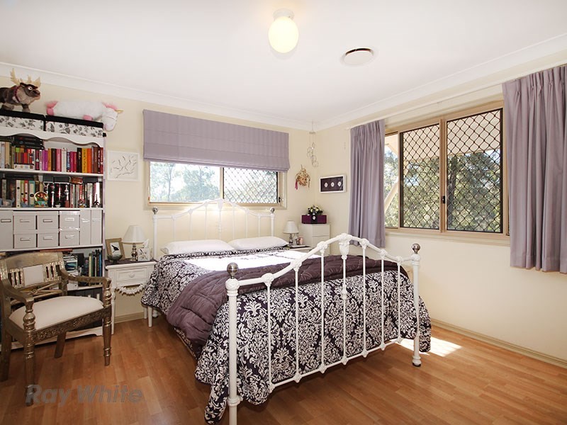 23 Edenbrooke Drive, Sinnamon Park QLD 4073